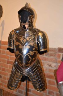 HISTORICAL ARMOUR cuirassier of the sixteenth century.
