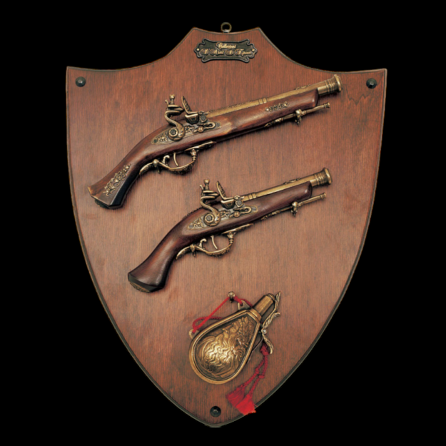 ORIGINAL PENDANT with guns and powder horns  (AG34/D2.01)