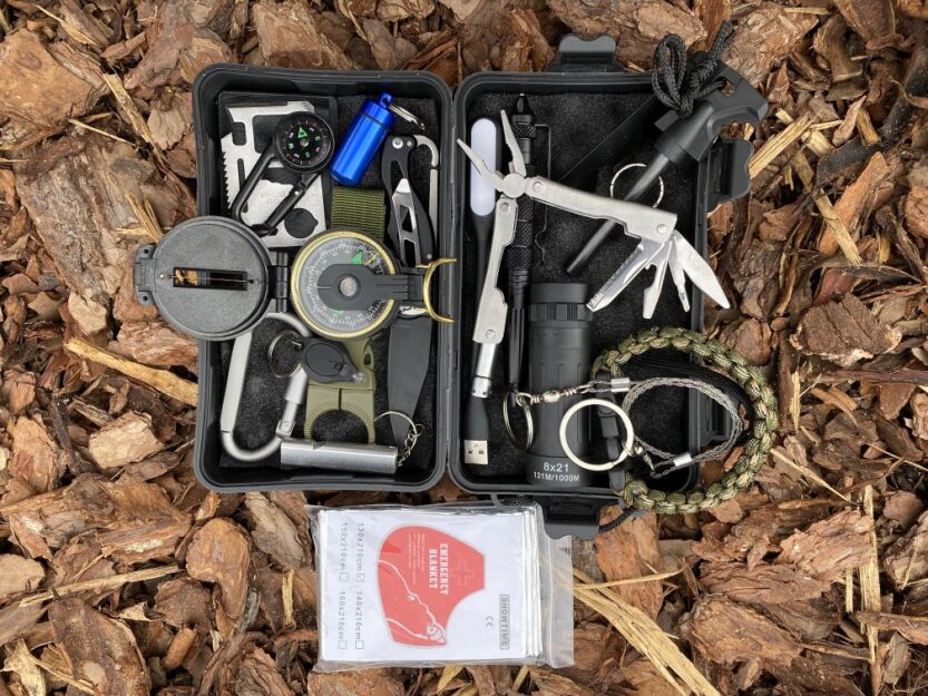 21IN1 EMERGENCY RESCUE SURVIVAL KIT ZS-16