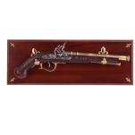 MYŚLIWSKI PISTOLET SKAŁKOWY NA DREWNIANEJ ZAWIESZCE (K1095-104L) - 2