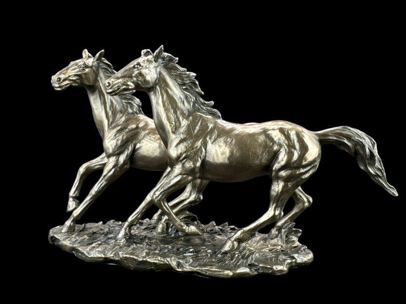 SCULPTURE GREAT Galloping Horses - VERONESE (WU76436A4)