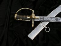 POLSKA SZABLA HUSARSKA  1750 Z PALUCHEM Z XVII W Z POCHWĄ grawerowana - 7