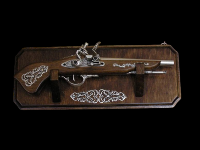 BEAUTIFULLY decorated flintlock GUN FOR PENDANT (WARG-1)