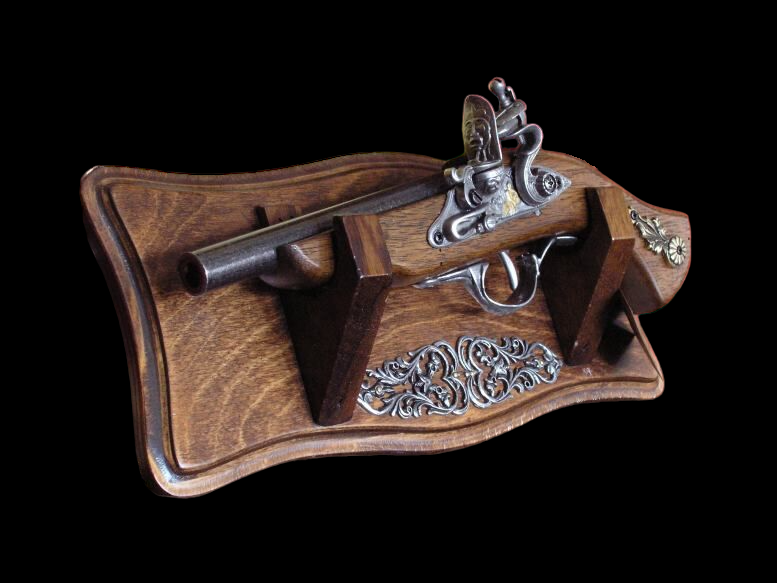 UNIQUE GUN ON DASHBOARD flintlock  (WTR-239)