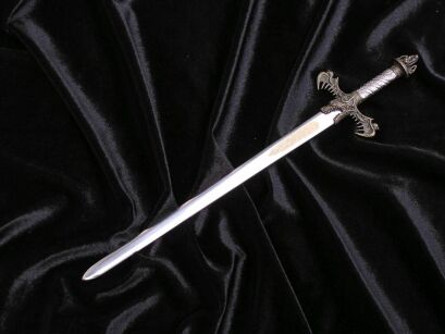 LETTER OPENER with a dragon on HANDLE (09)