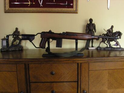 RIFLE WITH M1A1 folding stock with a belt - USA 1941  (1131/C)
