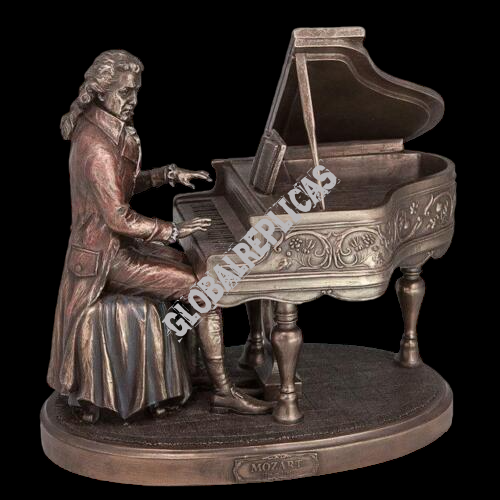 MOZART PLAING With the piano VERONESE  (WU75168A4)