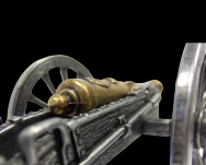 MINIATUROWA REPLIKA DZIAŁA NAPOLEOŃSKIEGO  Z 1806 r.  (420) - 3