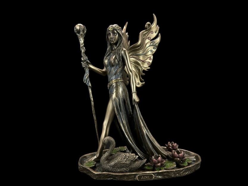 Irlandzka bogini miłości i płodności AINE VERONESE WU77888A4