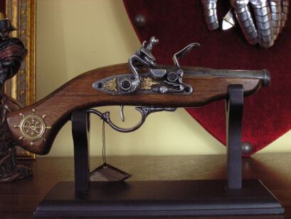UNIQUE SPANISH flintlock GUN  (W176)