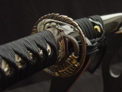 Samurai sword KATANA , 1095 High Carbon Steel and layered HAND FORGED, BEAUTIFUL TSUBA R405